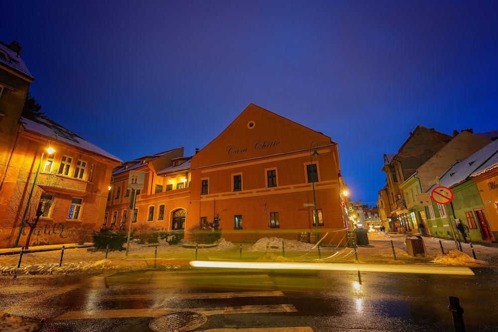 HOTEL BOUTIQUE CASA CHITIC -HOTEL AND RESTAURANT Str Johann Gott nr7 Braşov Exteriör bild